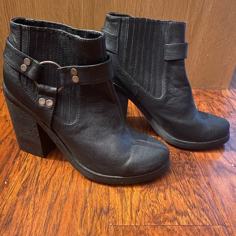 Senso Moto heeled booties